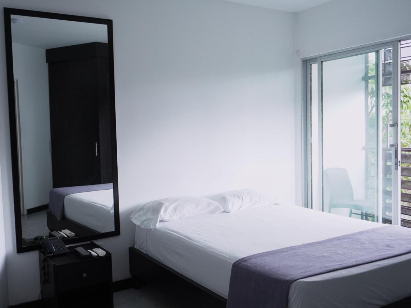 Ayenda 1406 Depeapan Otel Cali Dış mekan fotoğraf