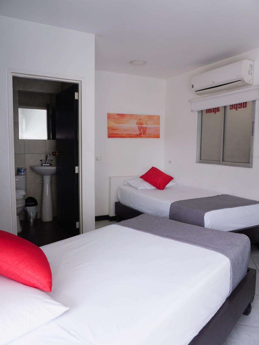 Ayenda 1406 Depeapan Otel Cali Dış mekan fotoğraf
